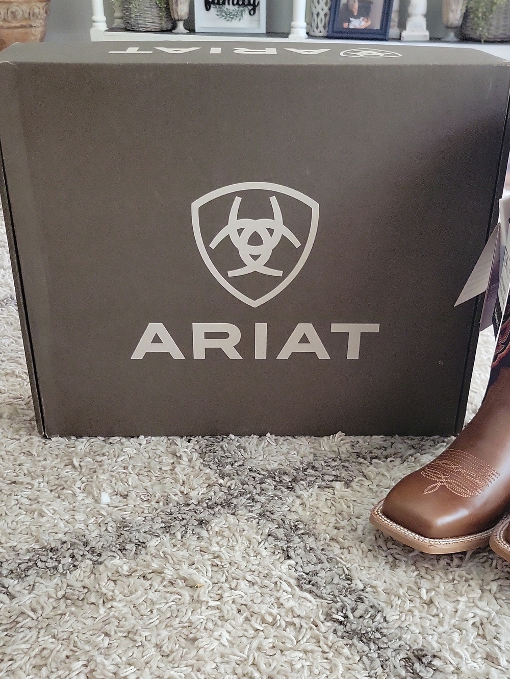 NWT Ariat Womens Showdown Boots 8.5B - Picture 11 of 12